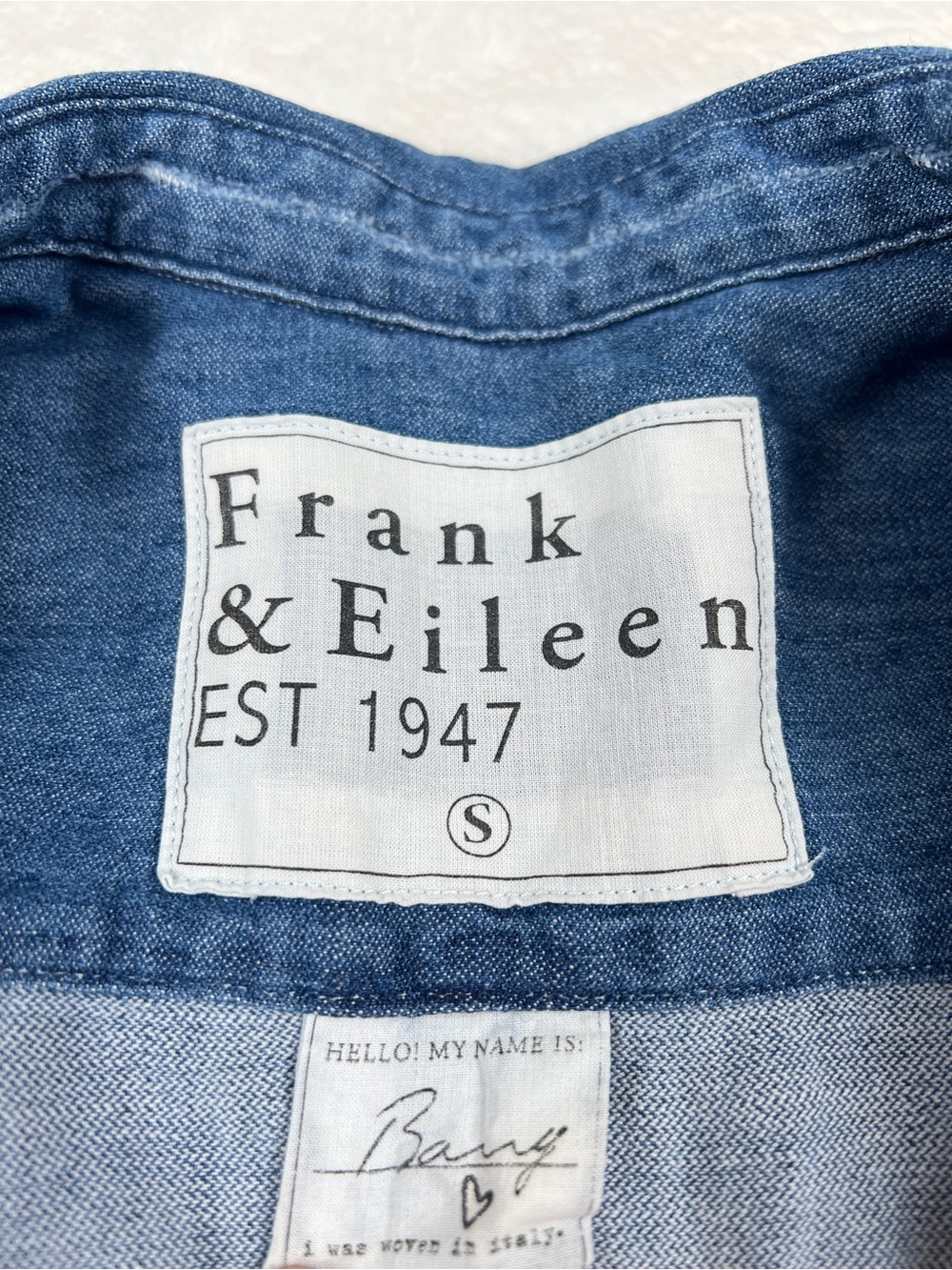 Frank & Eileen BARRY Denim Button Up Raw Hem Shirt Small - Picture 3 of 5